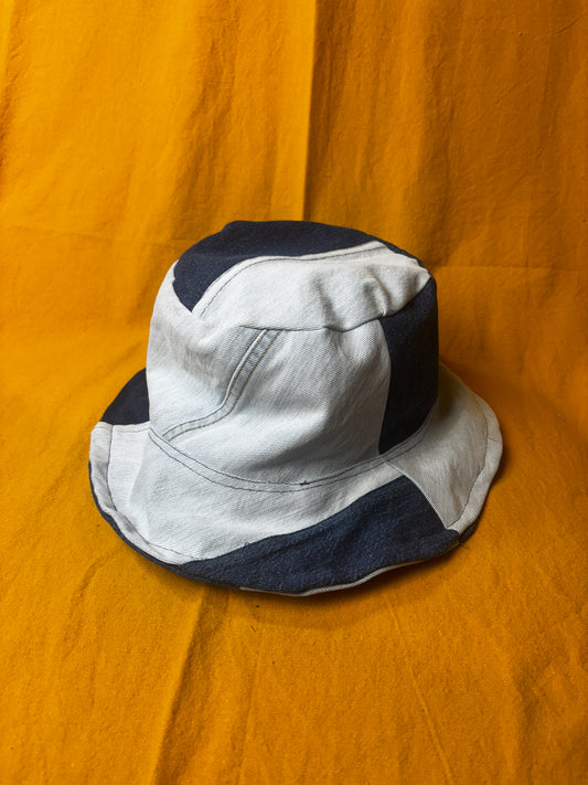 XL Light and Dark bucket Hat With Sherpa Lining